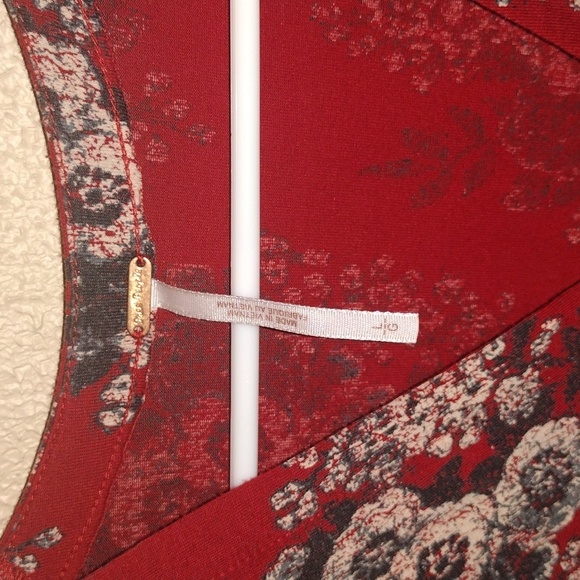 Free people red floral 3/4 bell sleeve  Baby Doll top L - Picture 4 of 6